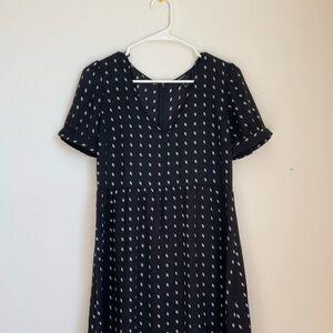 Forever 21 Black and White Midi Dress